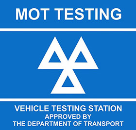 MOT Testing Sign for Independent Vehicles in Altrincham
